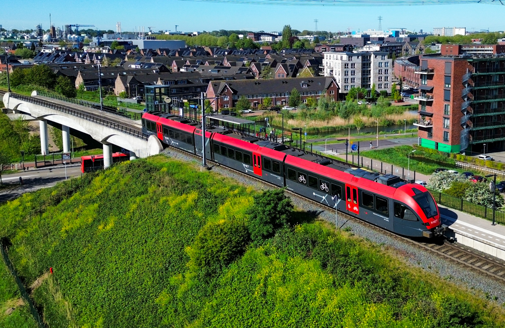 Geen fietsen in de trein en minder stops op dit station tijdens afsluiting Papendrechtsebrug