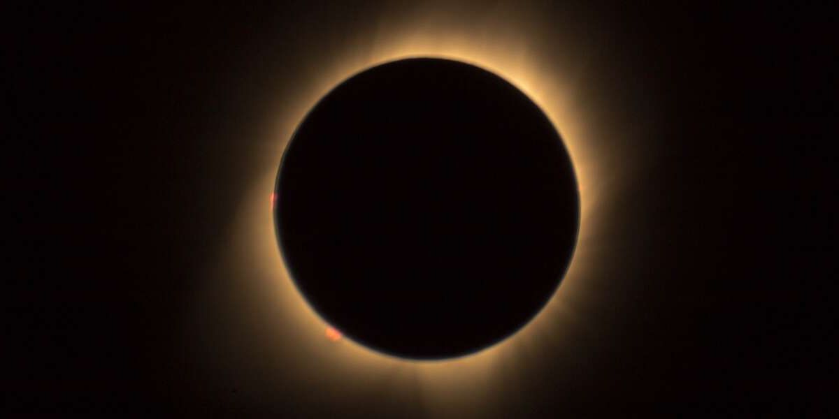 Kijk de zonsverduistering zonder bril, maar wel veilig, via NASA's Total Solar Eclipse livestream