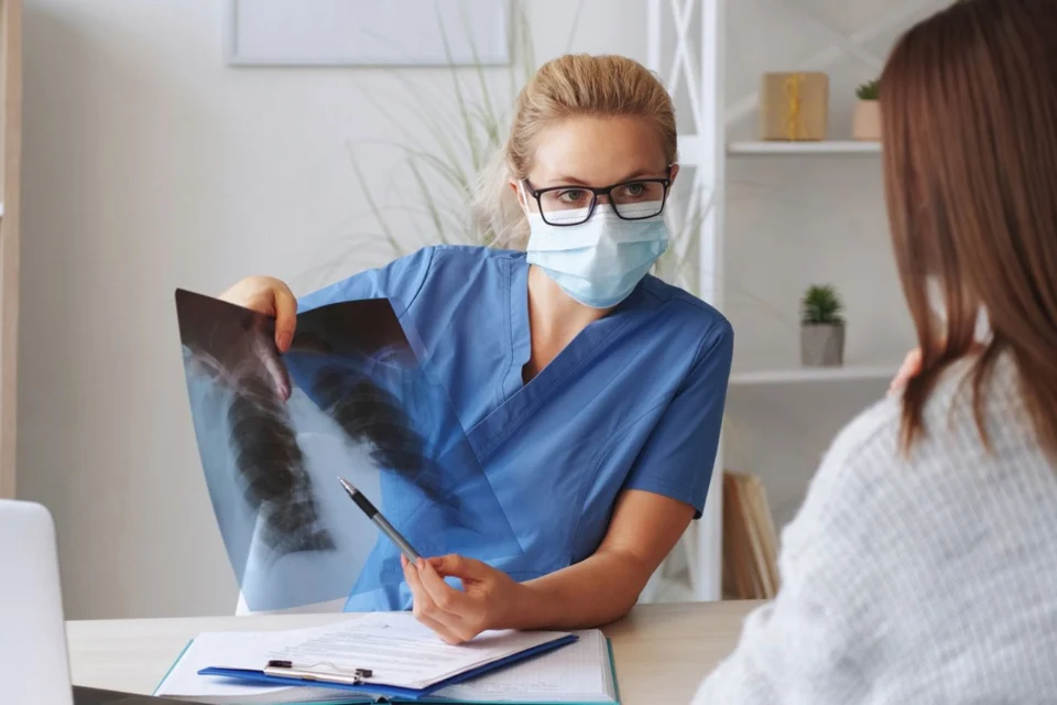 Deze oncoloog maakt deze 3 voedingsfouten bijna nooit meer om het risico op kanker te verkleinen