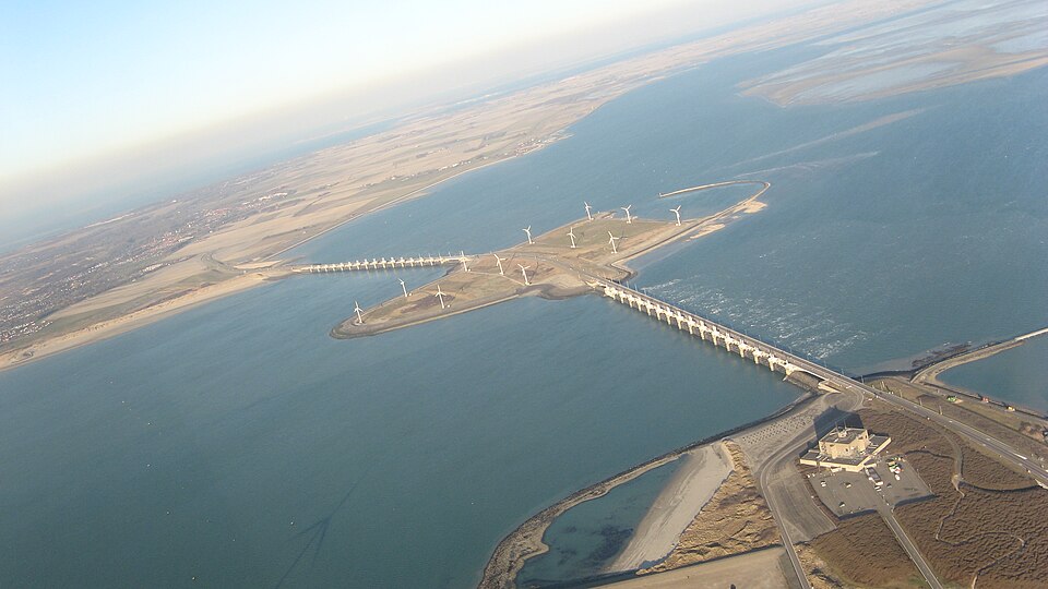 Luchtfoto van de Oosterscheldekering